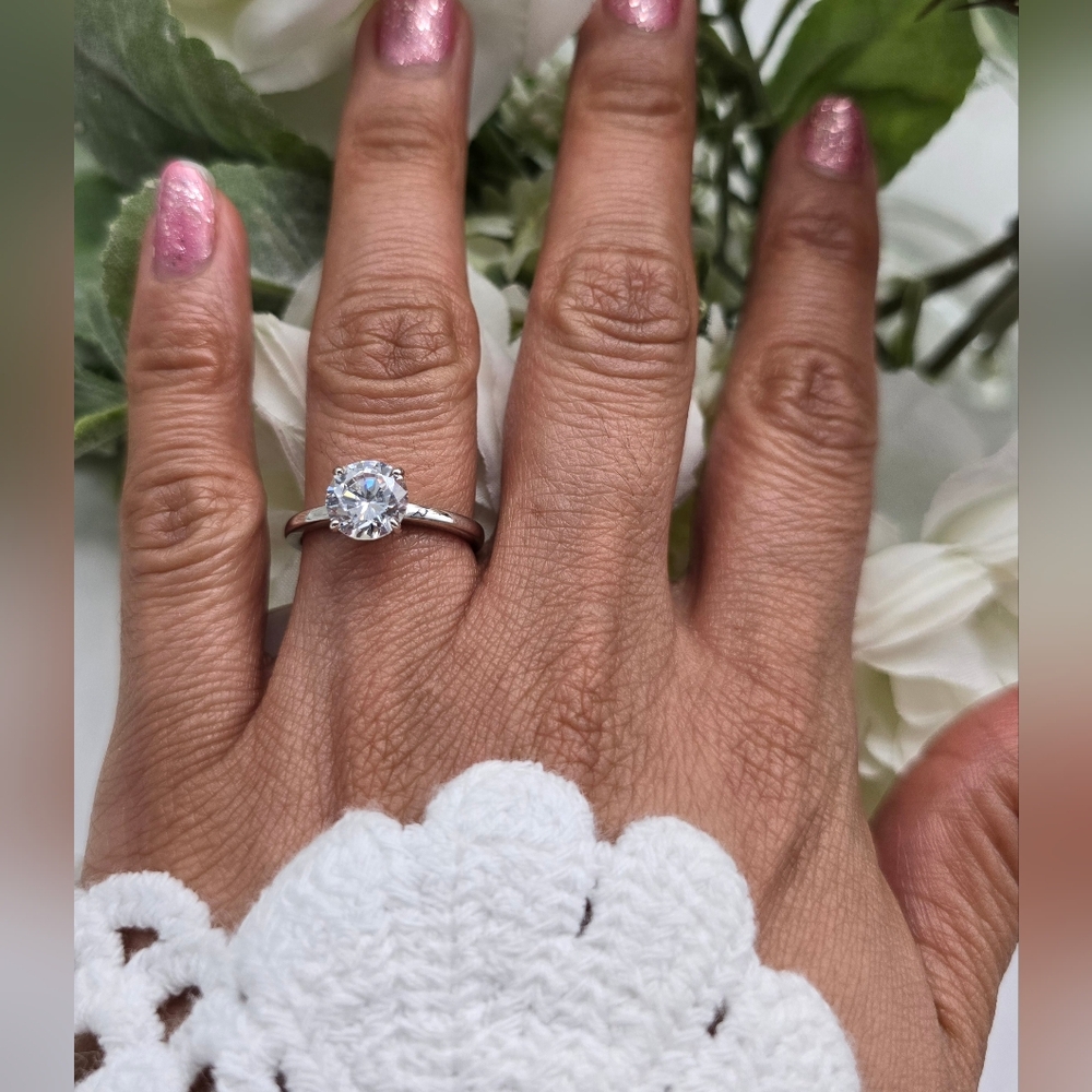 🥰 JUST THE RIGHT SPARKLE RING - Picture 3 of 7